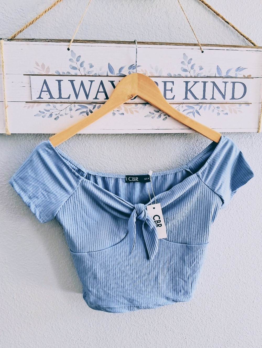 4/$13 Ribbed crop top